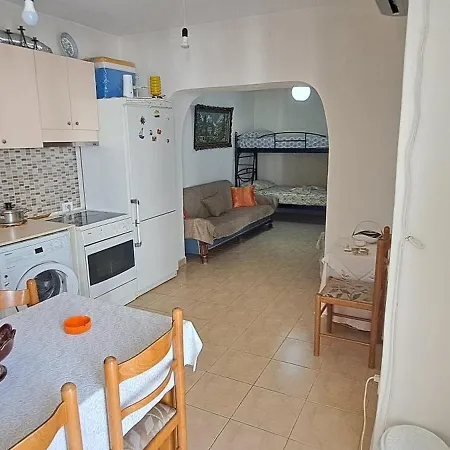 Apartment Vangelos